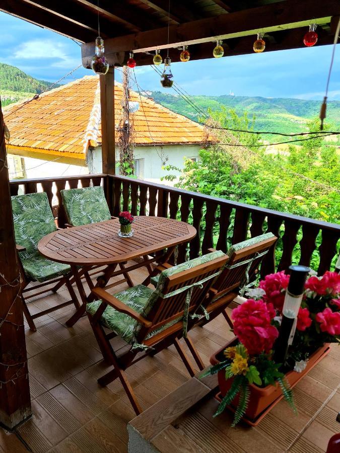 Arts Guest House -Beautiful villa for 6 persons Veliko Tarnovo Extérieur photo