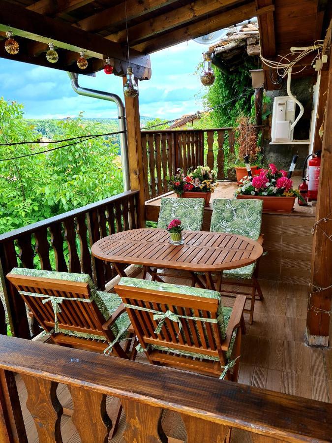 Arts Guest House -Beautiful villa for 6 persons Veliko Tarnovo Extérieur photo